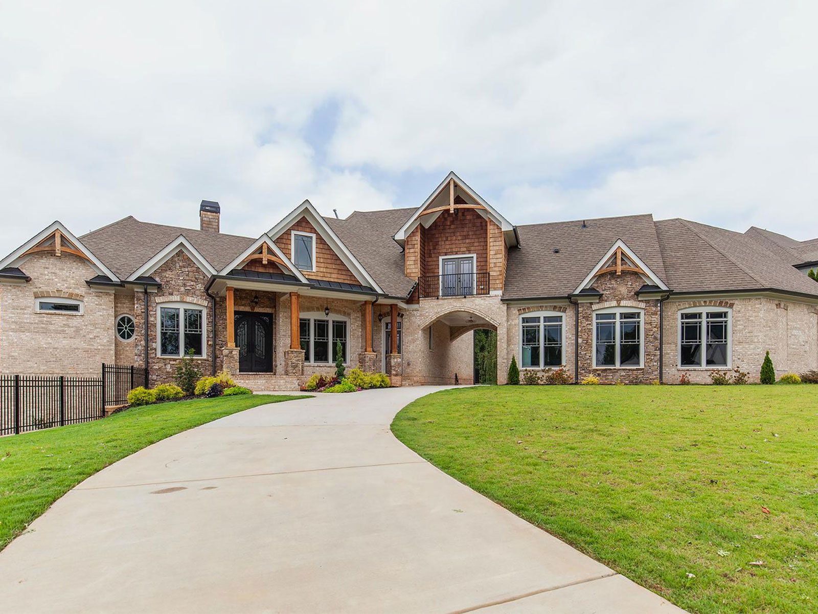 New construction home in Braselton, GA by Dream Builders USA